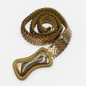 Vintage 80s Metallic Gold Tone Fish Scale Stretch Belt Day-Lor USA One Size Glam